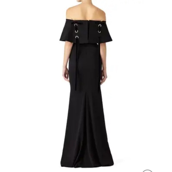 Badgley Mischka Black Off shoulder gown grommet - Picture 4 of 12